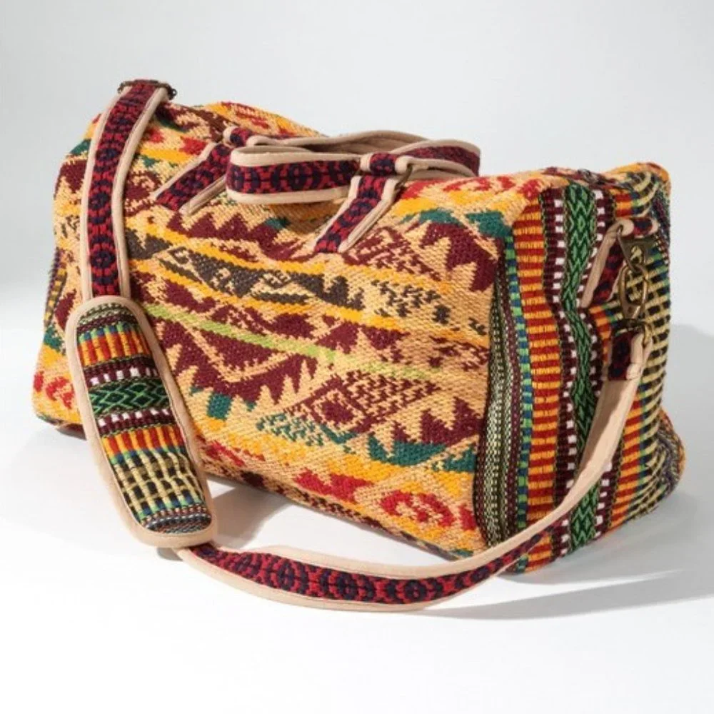 Boho Travel Bag - Ethnic Navajo Design - Handwoven from Fully Fine Cotton - Picture 5 of 11